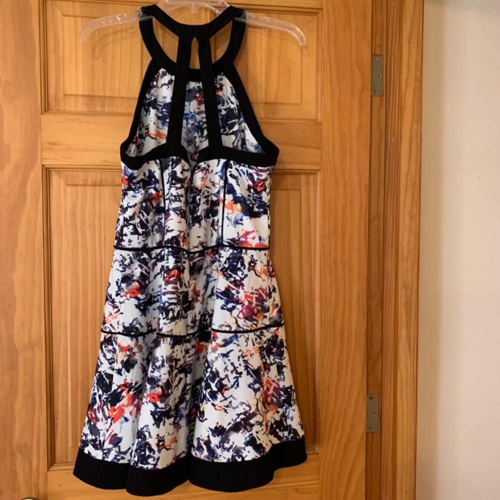 Parker dress abstract black and white - Picture 10 of 10